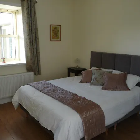 Oda ve Kahvaltı Cois Na Habhann Doolin