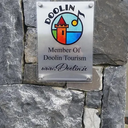 Oda ve Kahvaltı Cois Na Habhann Doolin